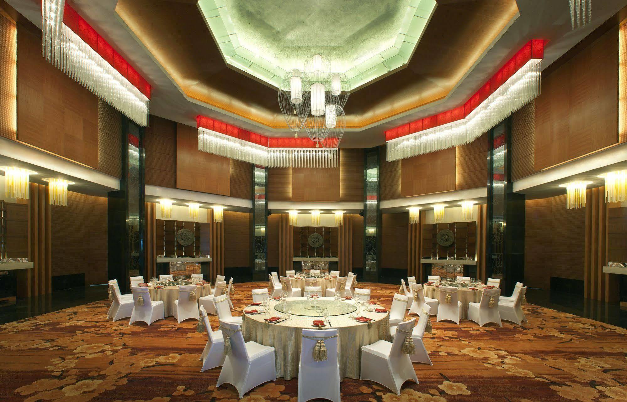 Four Points By Sheraton Taicang Extérieur photo